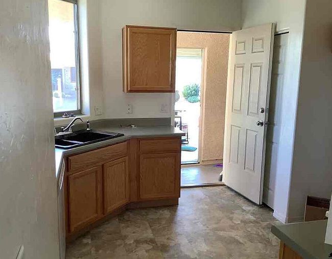 Photo of 536 W Deerview Ct, Green Valley, AZ