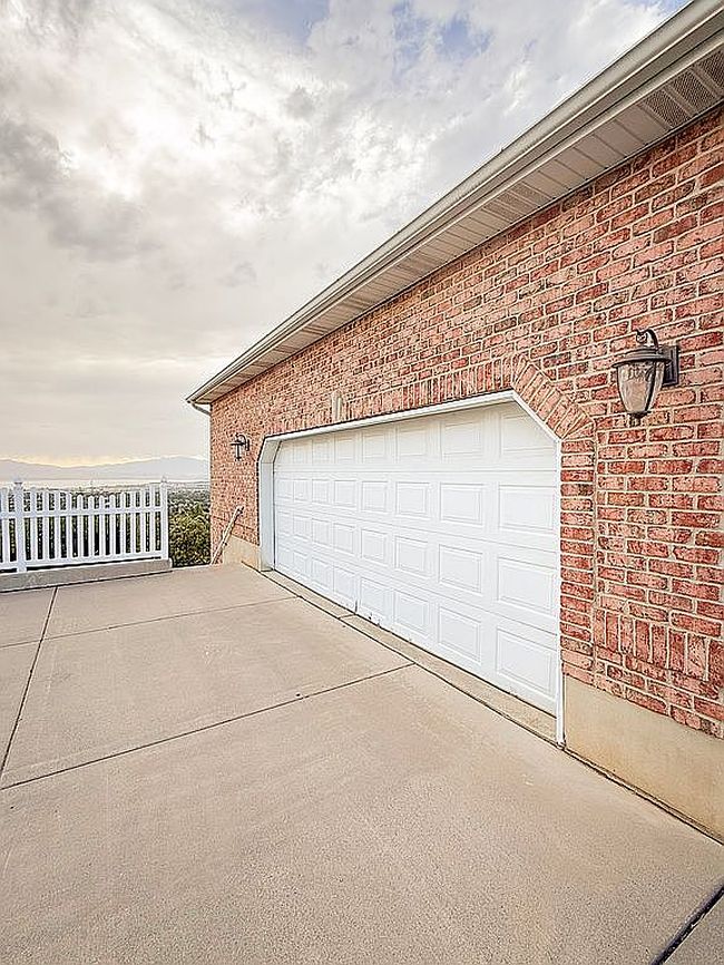 Additional photo 2 of property located at 117 N 1200 E