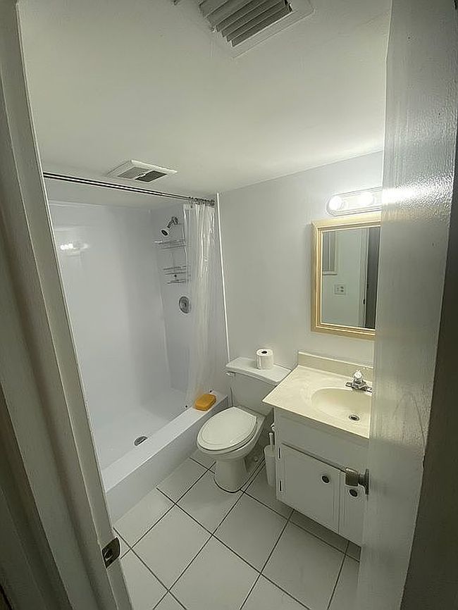 Photo of 2601 Ne 14th Street Cswy Apt 222, Pompano Beach, FL