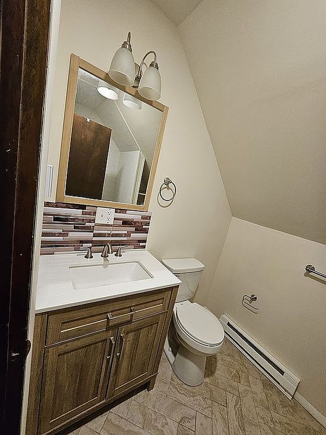 Photo of 1881 Beverly Ct, Tobyhanna, PA