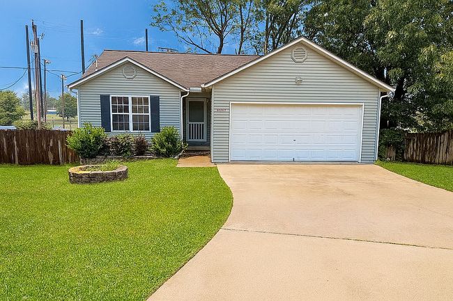 Photo of 3602 Shields Dr