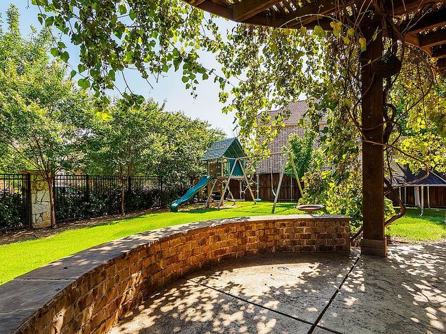 Additional photo 2 of property located at 4100 Rose Spirit St