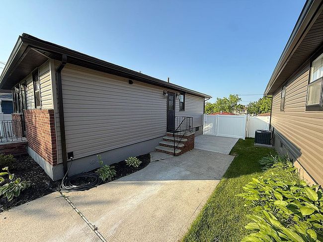 Photo of 97 Preston Ave, Staten Island, NY