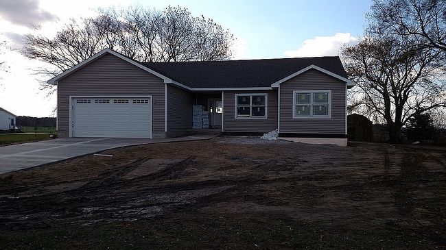 Photo of 2597 N Hemlock Rd, Hemlock, MI