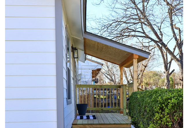 Image of 206 Verne St