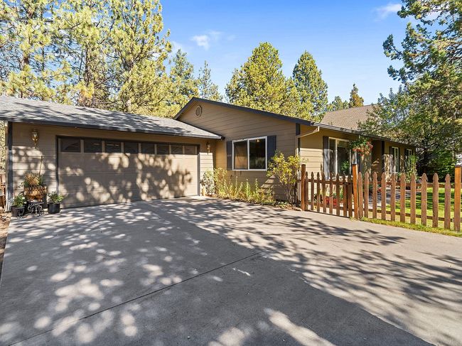 Additional photo 1 of property located at 20590 Woodside Ct