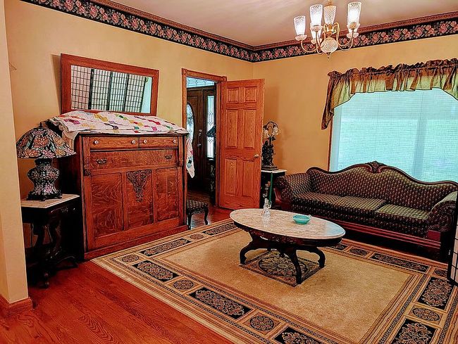 Image of 1590 Mount Alpha Rd
