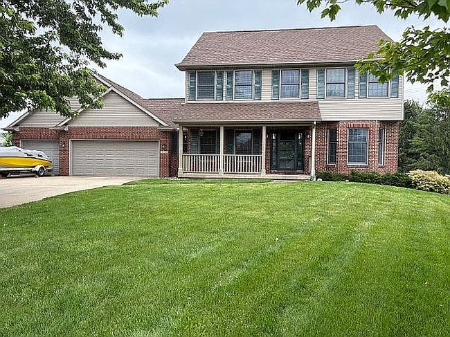 Photo of 3504 Mill Creek Ct, Champaign, IL