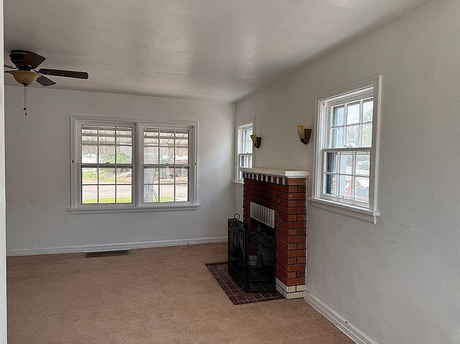 Photo of 161 Marian Dr, Pueblo, CO