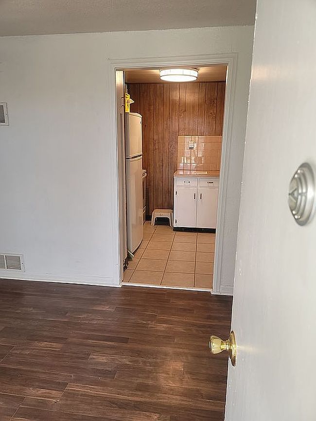 Photo of 2218 S Glenwood Ave, Independence, MO