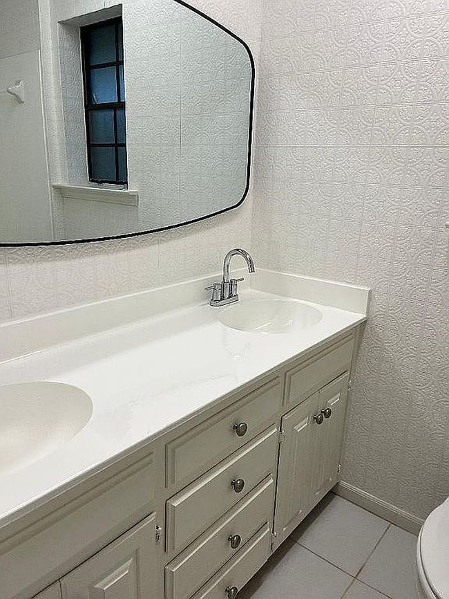 Preview of property located at 7736 River Ridge Dr