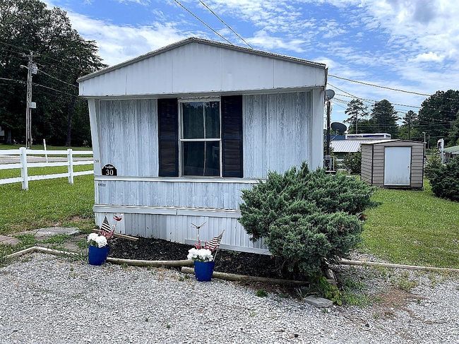 Photo of 155 Mountain Dr, Ten Mile, TN