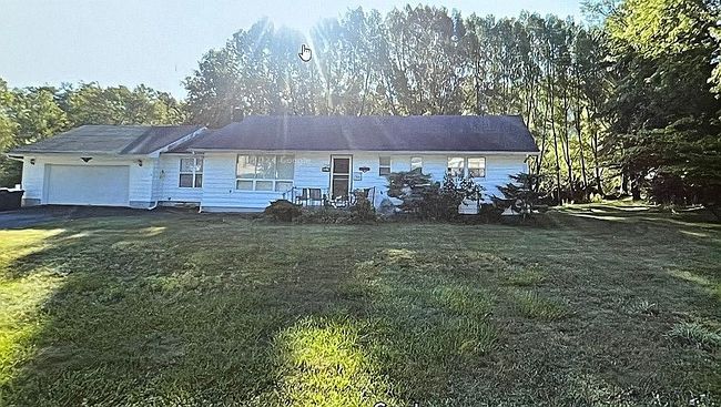 Image of 24 Cherry Ln