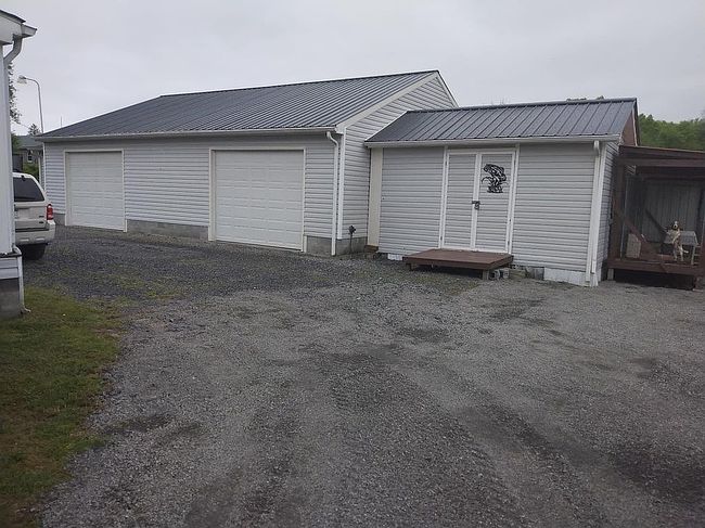 Image of 284 Lewis St