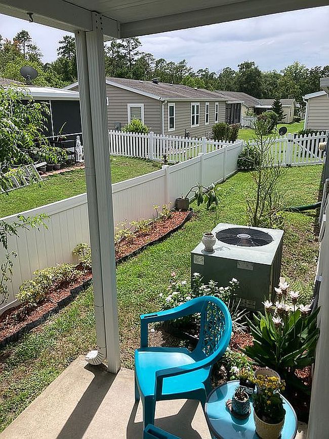 Photo of 1085 Cherokee Village Trl, Winter Springs, FL