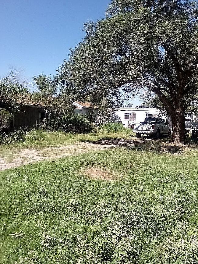 Photo of 815 S 3rd St, Slaton, TX