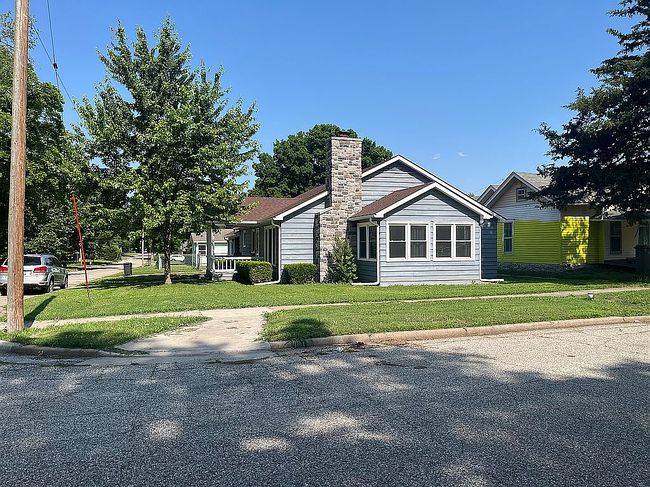 Additional photo 2 of property located at 721 W Elm St