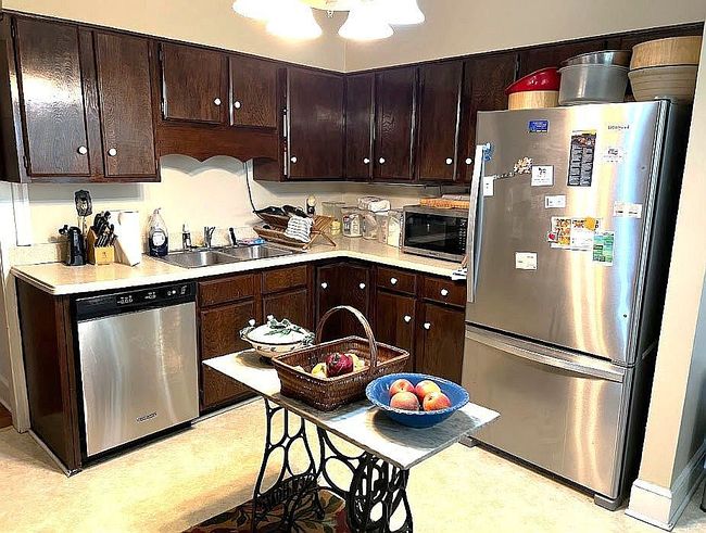 Image of 1005 Asbury St
