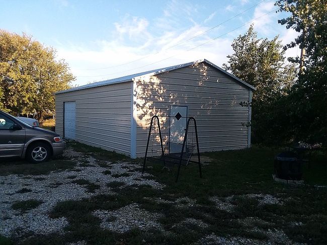 Photo of 901 E C St, Hillsboro, KS