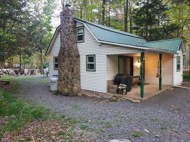 Photo of 876 Central Rd