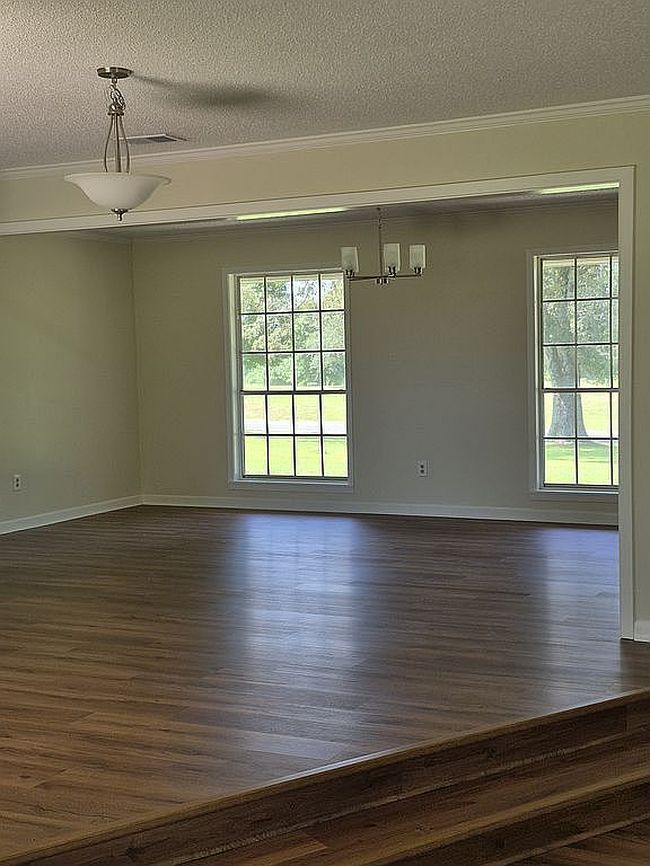 Photo of 1241 Country Club Cir, Minden, LA