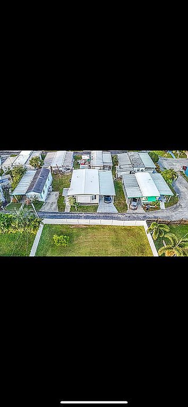 Image of 8667 Seminole Blvd Lot 15