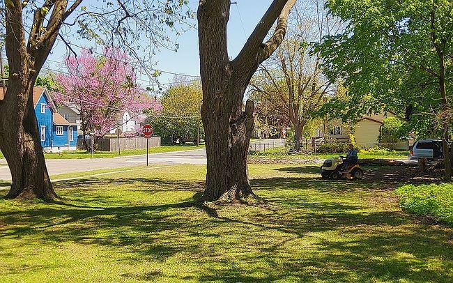 Photo of 802 Broadway Ave, Owosso, MI