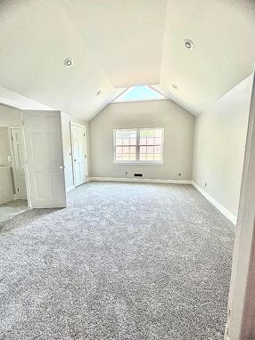 Image of 165 N Main St