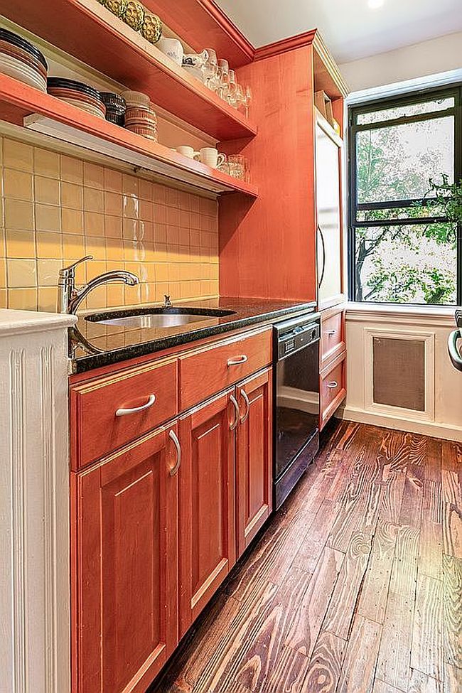 Preview of property located at 160 W 85th St Apt 5G