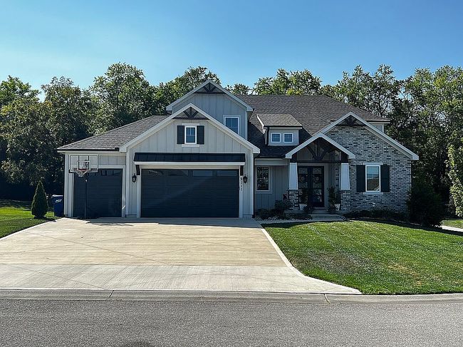 Preview of property located at 9111 Sw 12th St
