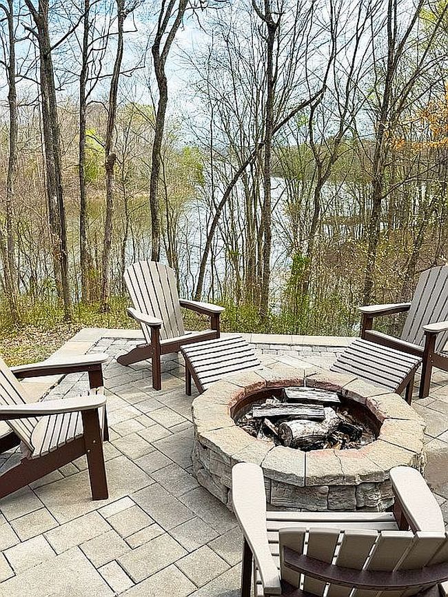 Image of 428 Lake Ridge Rd