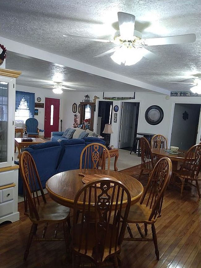 Image of 284 Lewis St