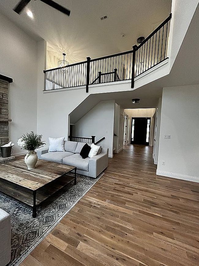 Photo of 102 Enclave Terrace Ct, Weldon Spring, MO