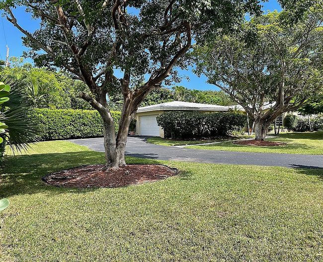 Additional photo 1 of property located at 13805 Sw 77th Ct