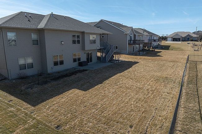 Image of 5215 Triple Crown Dr
