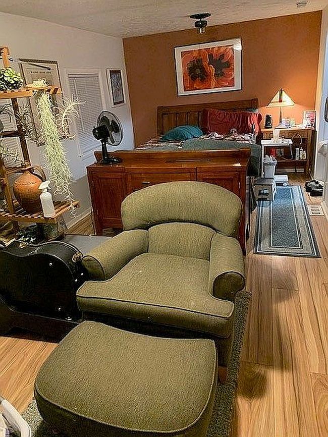 Photo of 524 Clear Creek Rd, Burnsville, NC
