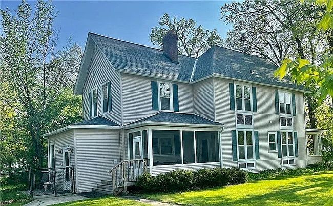 1032 Nw 3rd Ave, Grand Rapids, MN