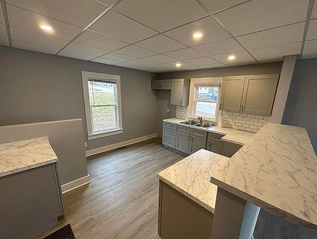 Additional photo 3 of property located at 950 1st St