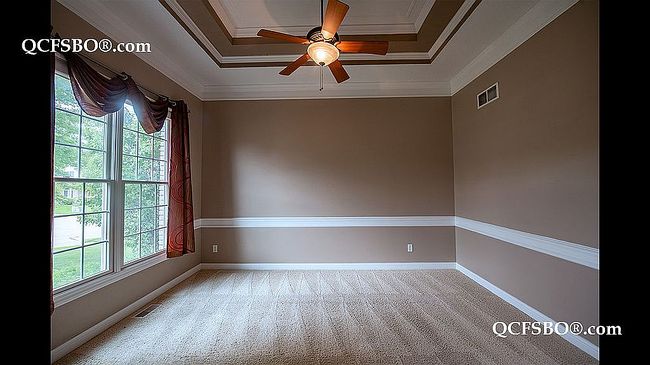 Photo of 4917 Norfolk Dr, Bettendorf, IA