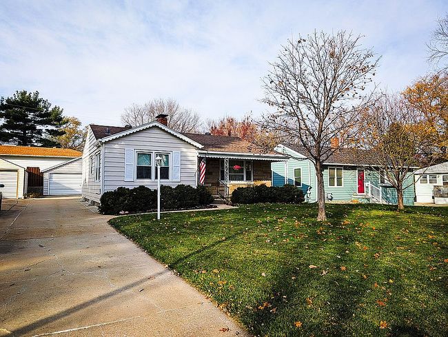 Image of 1934 S 46th St