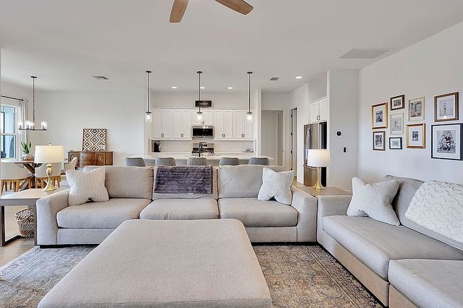 Photo of 7551 Chastain Cir, Okahumpka, FL