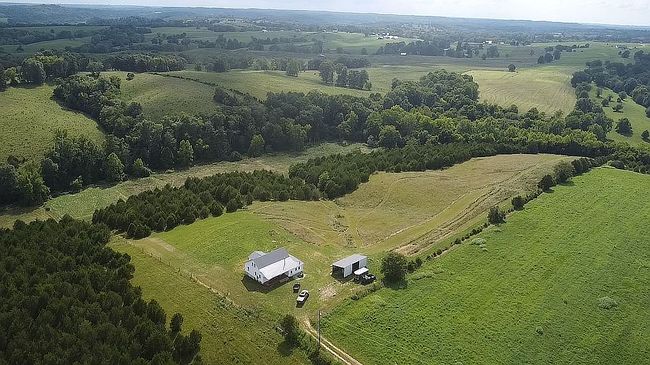 Photo of 465 Saunders Ln, Hillsboro, KY