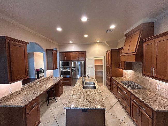 Additional photo 3 of property located at 2728 Belmont Dr