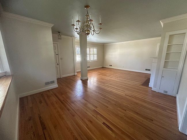Photo of 2 Seminole Dr, Greenville, SC