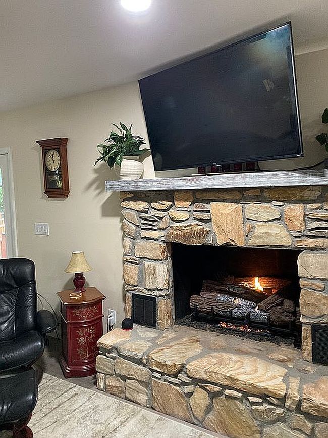 Photo of 174 Spruce Pine Rd, Newland, NC