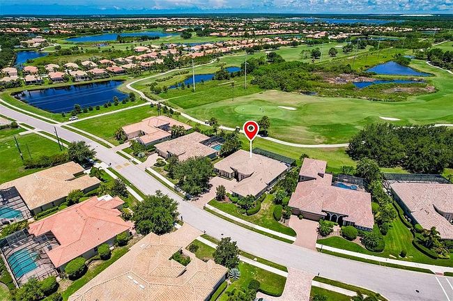 Image of 225 Pesaro Dr