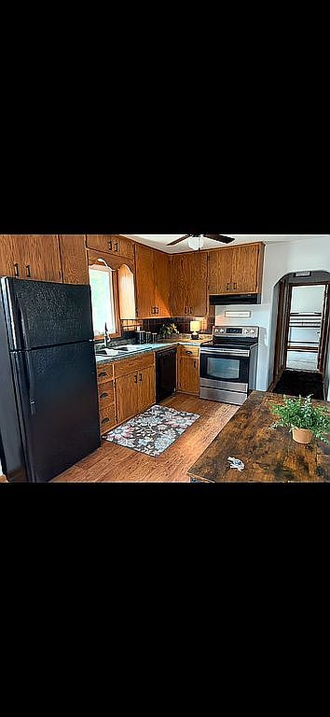 Photo of 501 21st St Ne, Austin, MN