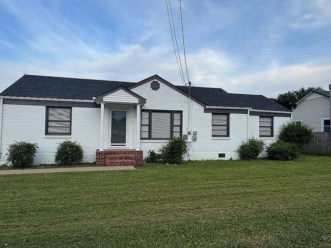 Image of 1015 Mill St
