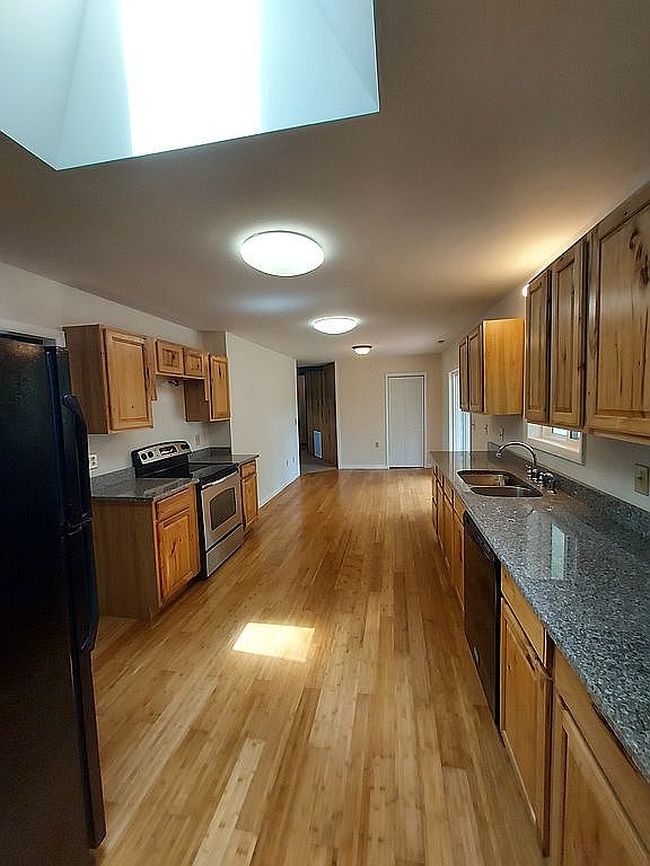 Photo of 25 Foxglove Ln, Murphy, NC