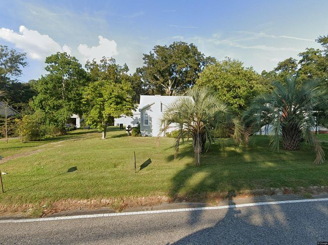 Photo of 969 E Cottonwood Rd, Dothan, AL